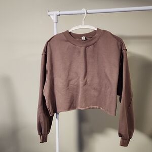 Amazhiyu Chic Brown Cropped Sweatshirt With Exterior Stitching  PTP 24